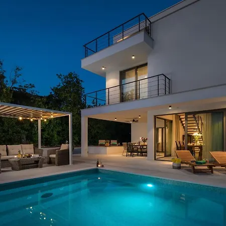 Luxury Cippico Xxii With Pool *