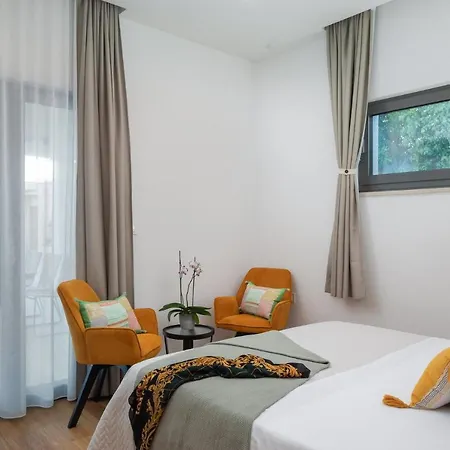 Luxury Cippico Xxii With Pool Kaštela