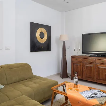 Luxury Cippico Xxii With Pool Villa