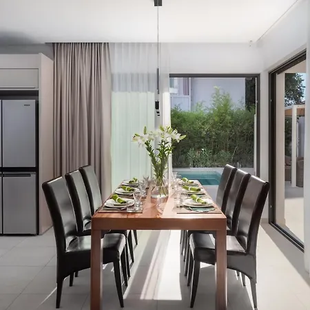 Luxury Cippico Xxii With Pool